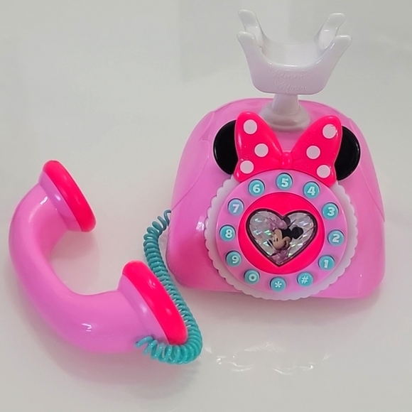 Minnie Mouse bundle w/bonus Frozen phone - Picture 3 of 7